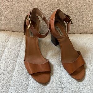 Storia Tan Heels Elegant Block Sandals